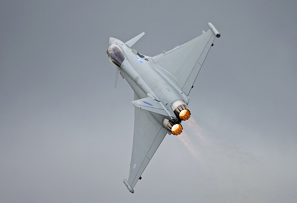 Britiske kampfly bomber Houthi-mål i Yemen