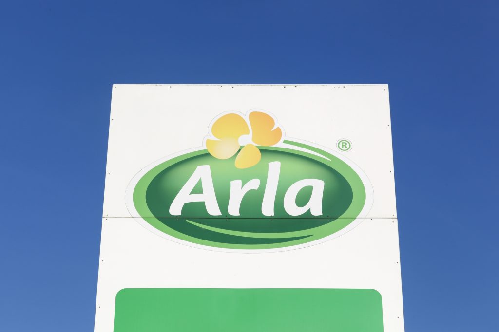 Mistænkelige forhold ved Arla | 4 rumænere mellem 24-34 anholdt