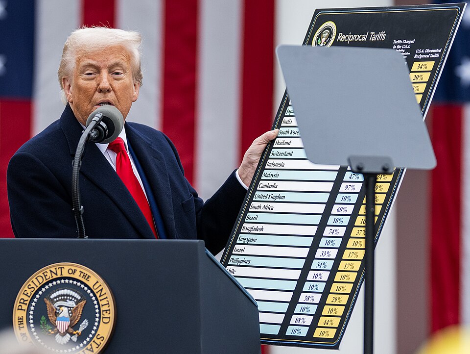 Musk deler frihandelsvideo – signal til Trump eller tilfældig post?