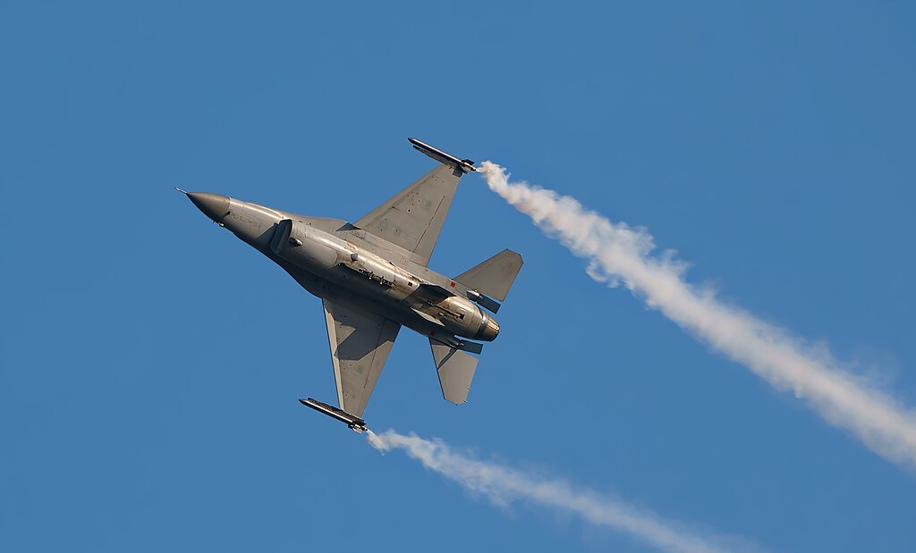 Polen Overvejer No-Fly Zone: NATO Skal Handle Samlet