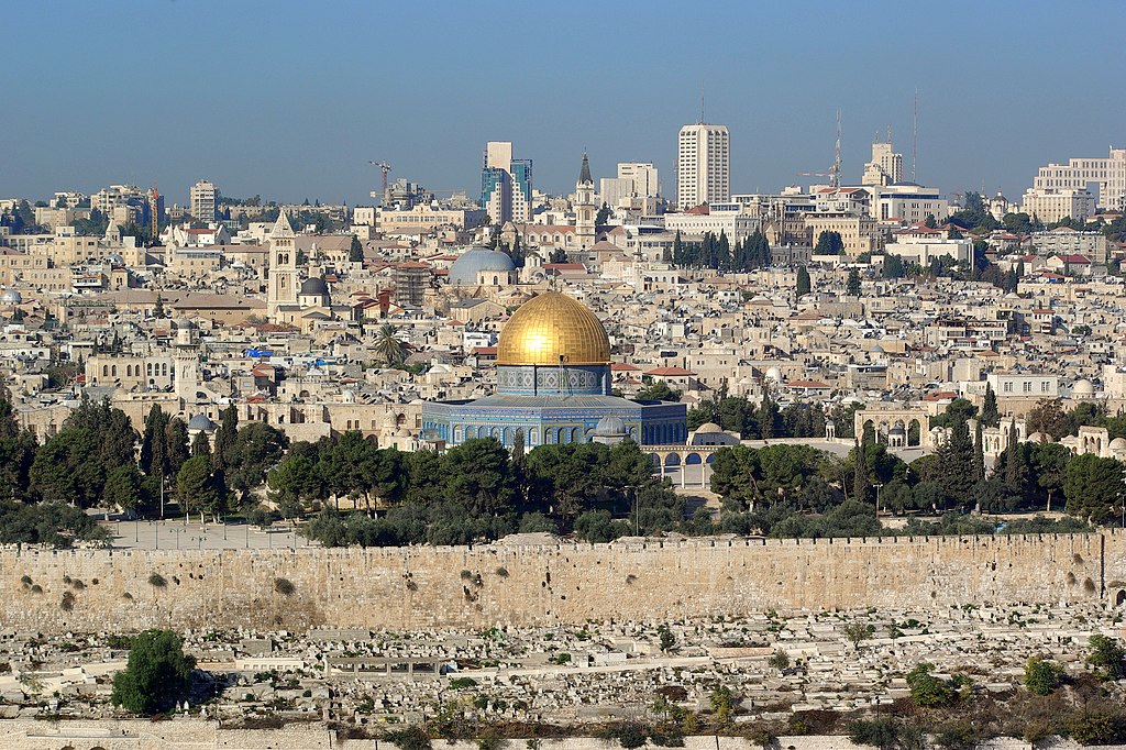Blodigt angreb i Jerusalem: Seks dræbt ved busstoppested