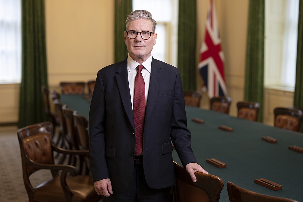 Starmer fyrer Mandelson efter ‘reprehensible’ Epstein-mails