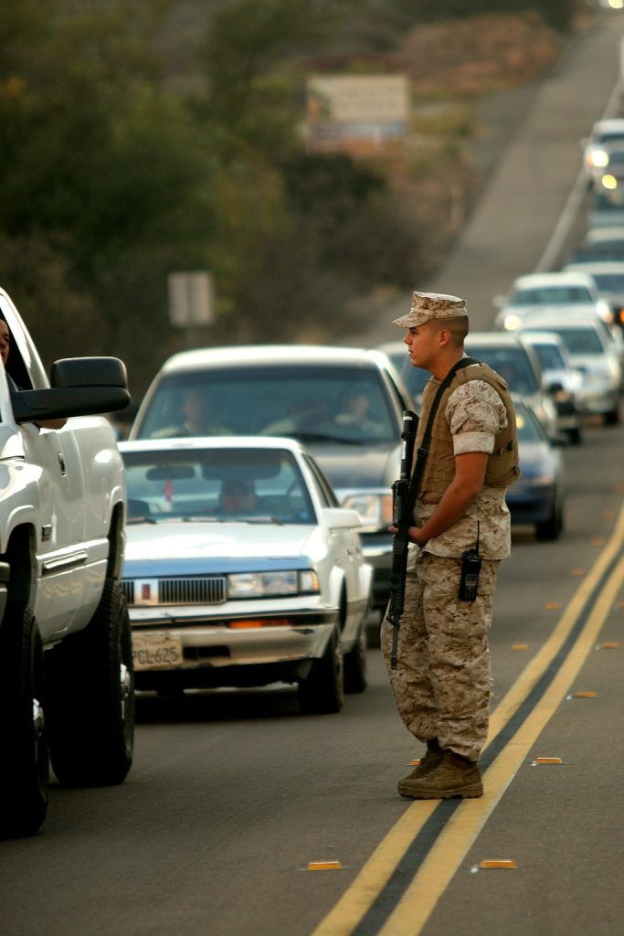 Interstate 5 lammet: Militærøvelse forvandler Sydcalifornien til trafikkaos