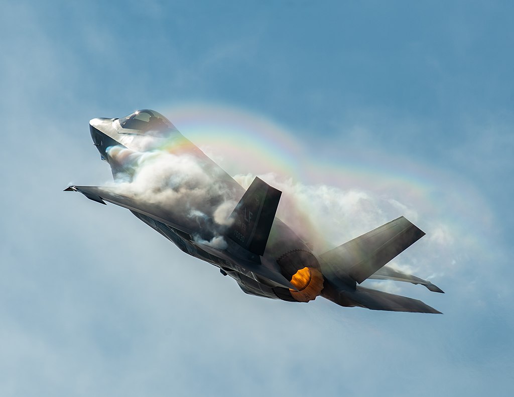 Danmark opruster mod nord: Regeringen køber 16 nye F-35 og styrker Arktis-forsvaret