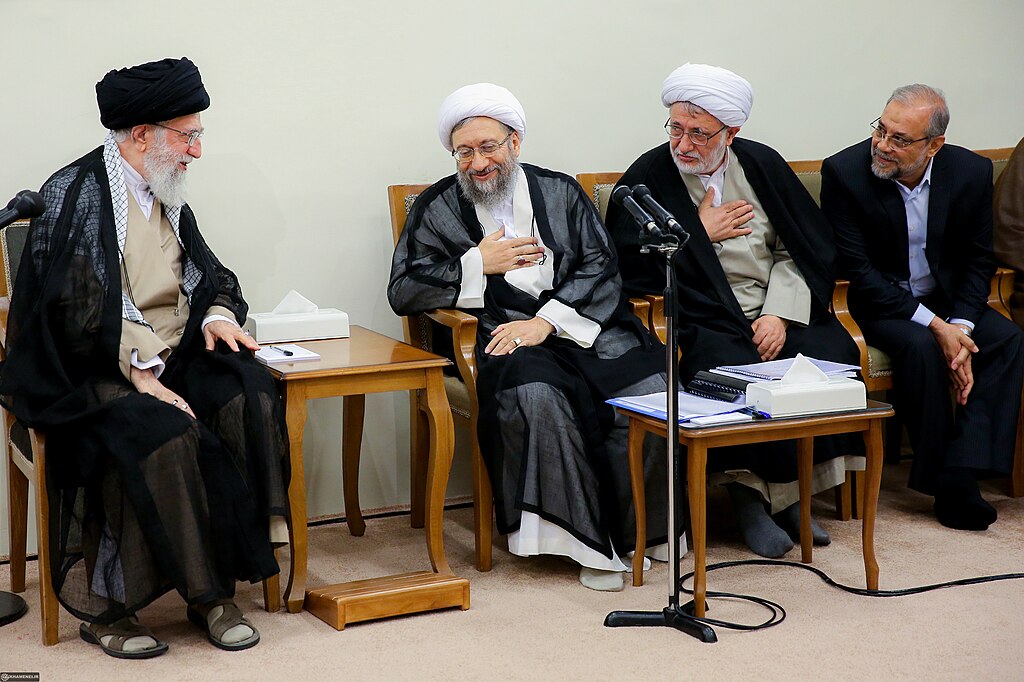Khamenei indrømmer tusinder dræbt under Irans protester