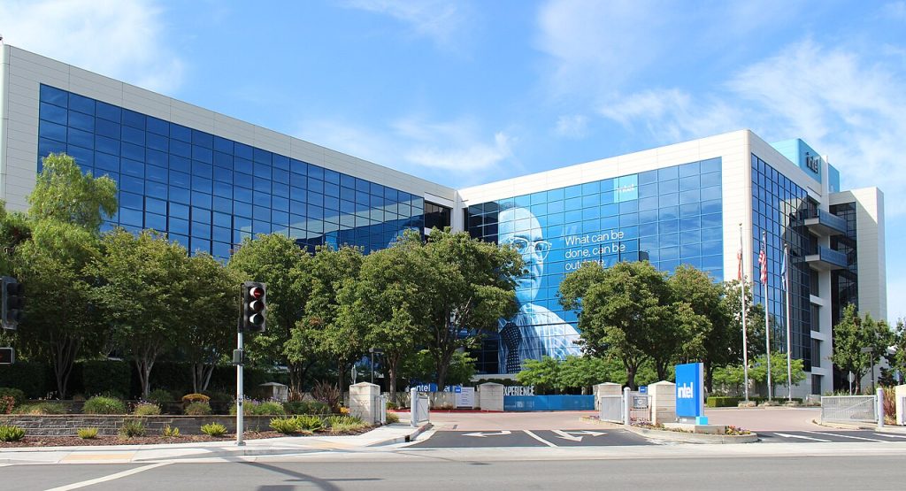 Intel overrasker markedet efter AI-boom: Nu stiger forventningerne igen