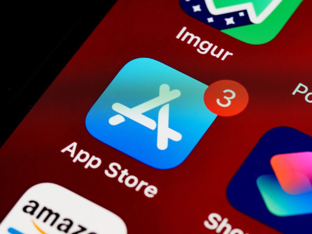 Apple lovede en sikker App Store – nu sagsøges de efter kryptosvindel til over 12 millioner kroner