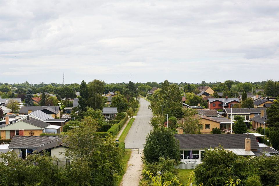 Boligmarkedet deler sig: Hussalget sætter juli-rekord på Fyn og i Sydjylland