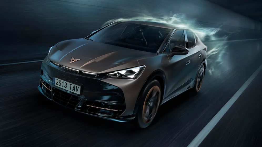 CUPRA sænker Tavascan til 269.990 kr. – og dropper touch-knapper på rattet