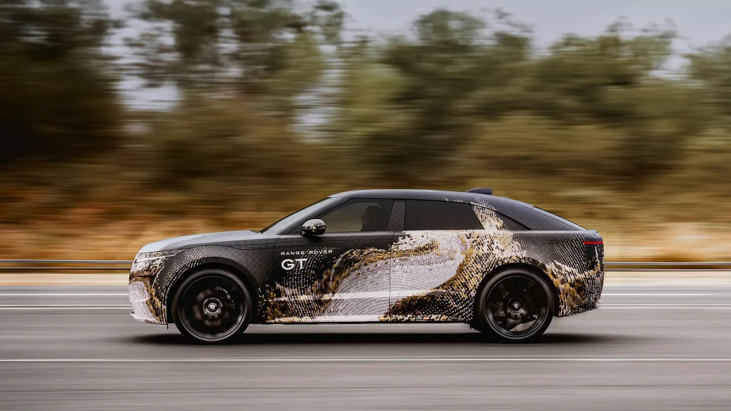 Range Rover udvider modelprogrammet med to elbiler og en helt ny GT