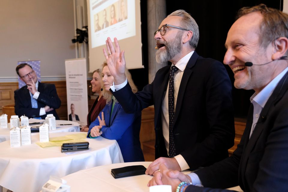 Ministre og partiledere møder SMV’er på Christiansborg: Virksomhedernes vilkår på dagsordenen